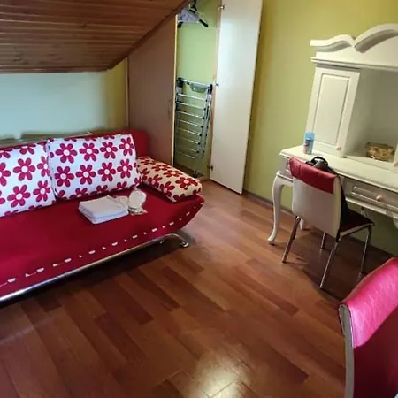 Taksim 3eme Etage Sans Ascenseur איסטמבול