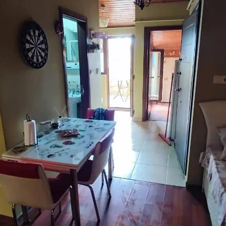 Apartment Taksim 3eme Etage Sans Ascenseur Istanbul
